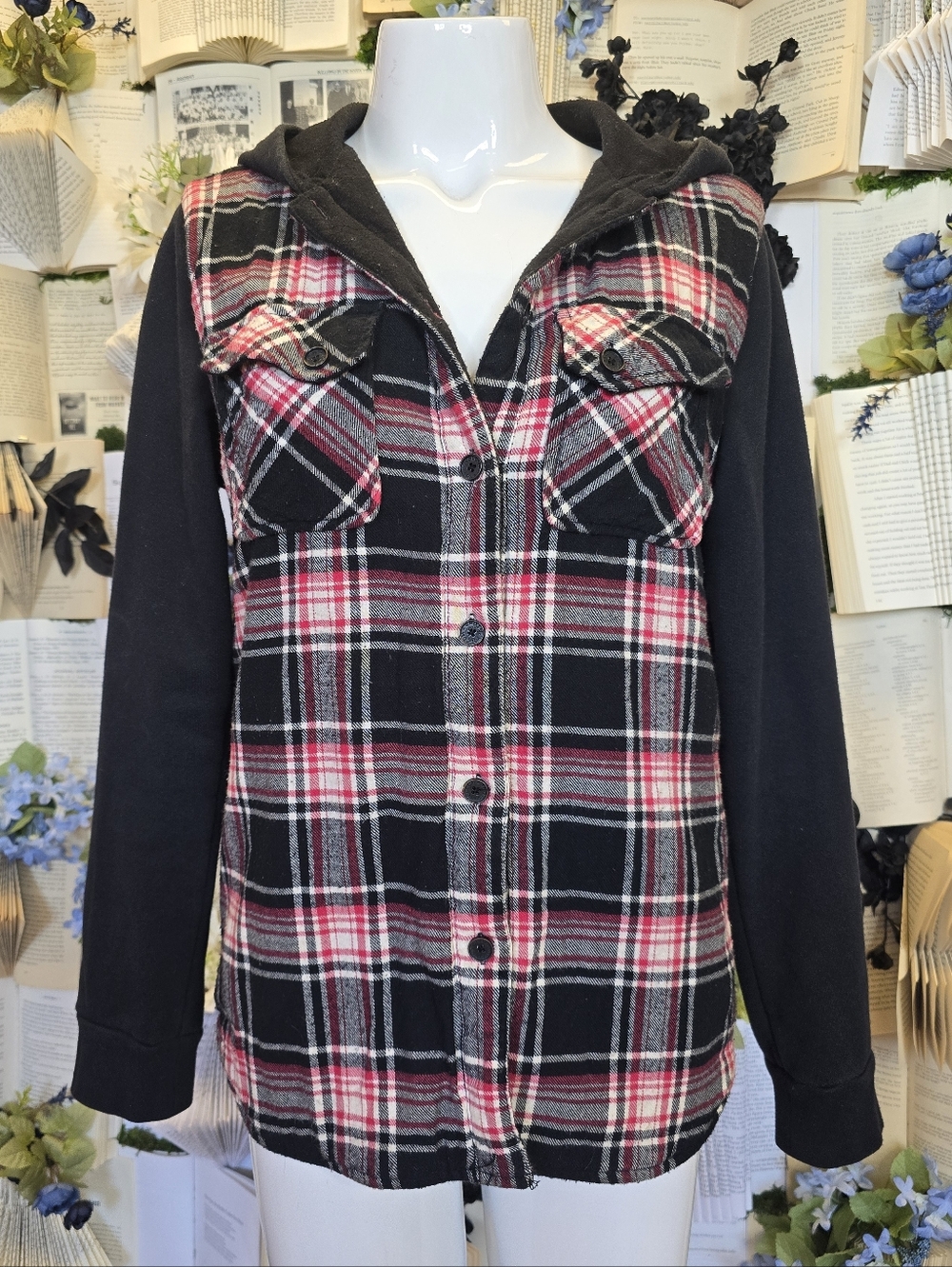 Volcom Unisex Plaid Hooded Button-Up Shirt Jacket SM Black, Red, White